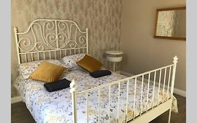 Stunning 4 Bed House